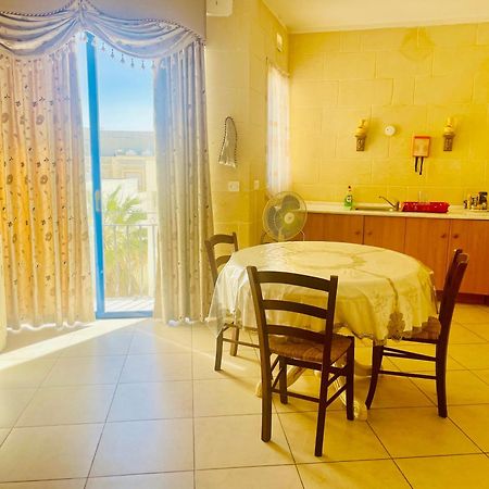 IX Xaluppa J6 Apartment Għajnsielem Eksteriør billede
